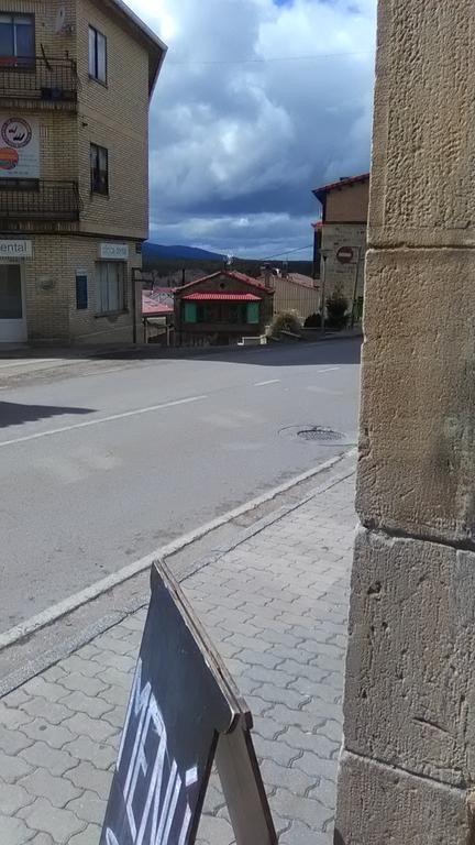 El Albergue Covaleda Kültér fotó